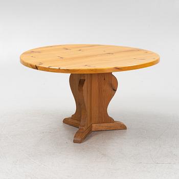 Nordiska Kompaniet, a stained pine coffee table, Sweden, late 1930s.
