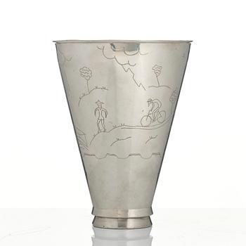 Nils Fougstedt, Vase, Firma Svenskt Tenn, Stockholm, 1925.