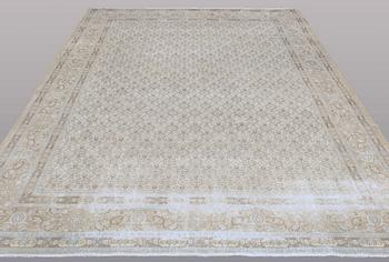 A CARPET, Oriental, ca 355 x 240 cm.