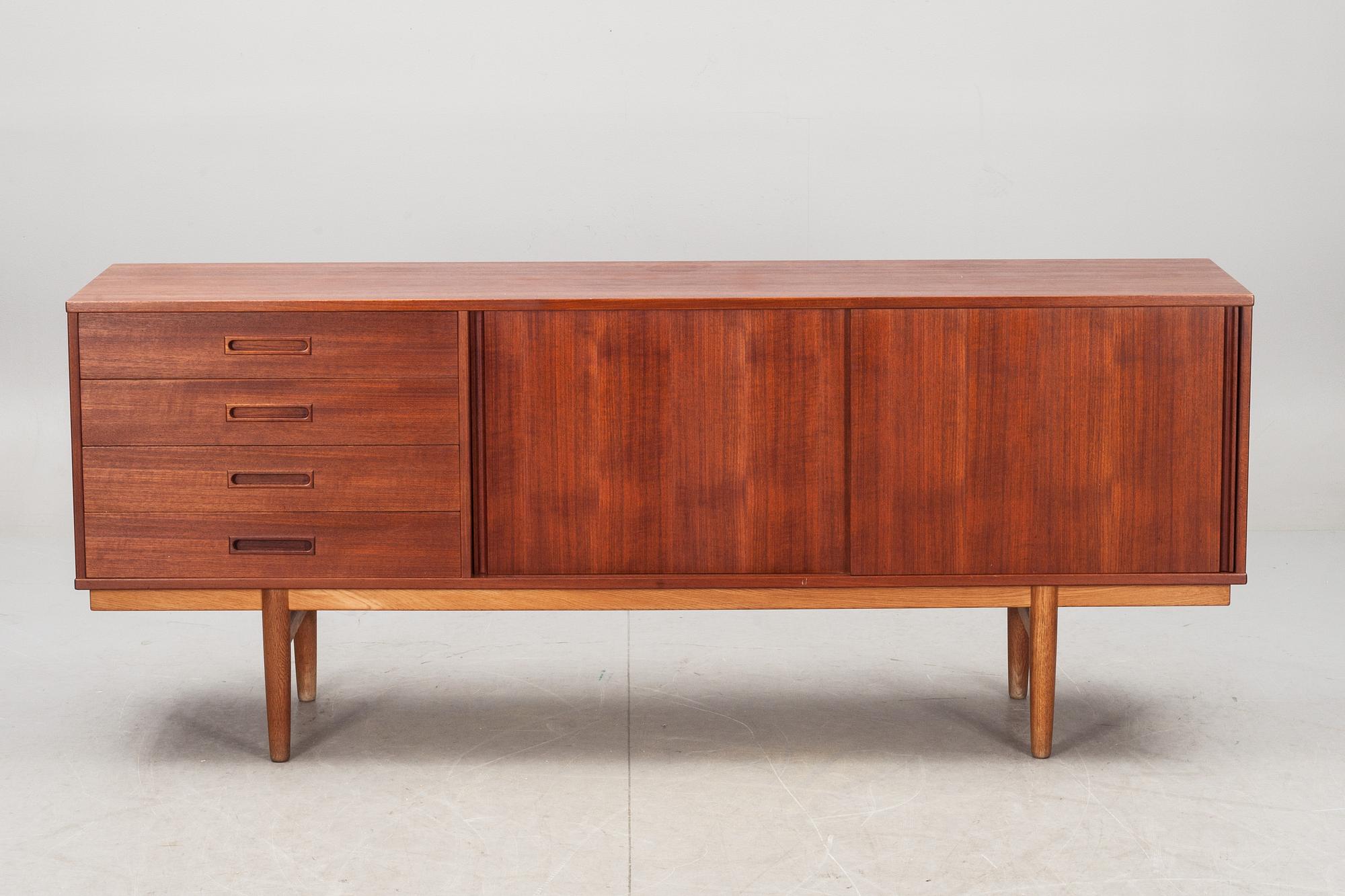 SIDEBOARD, 1900-talets andra hälft.