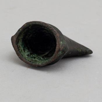 HOLKYXA, av brons, 1500-500 f.Kr.