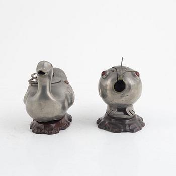 Two Chinese pewter teapots, late Qing dynasty.