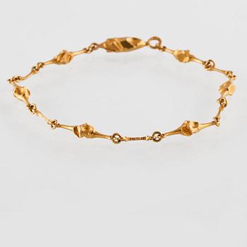 ARMBAND, 18K guld, Björn Weckström, Lapponia, Finland, 1983. Vikt 8,0 gram.