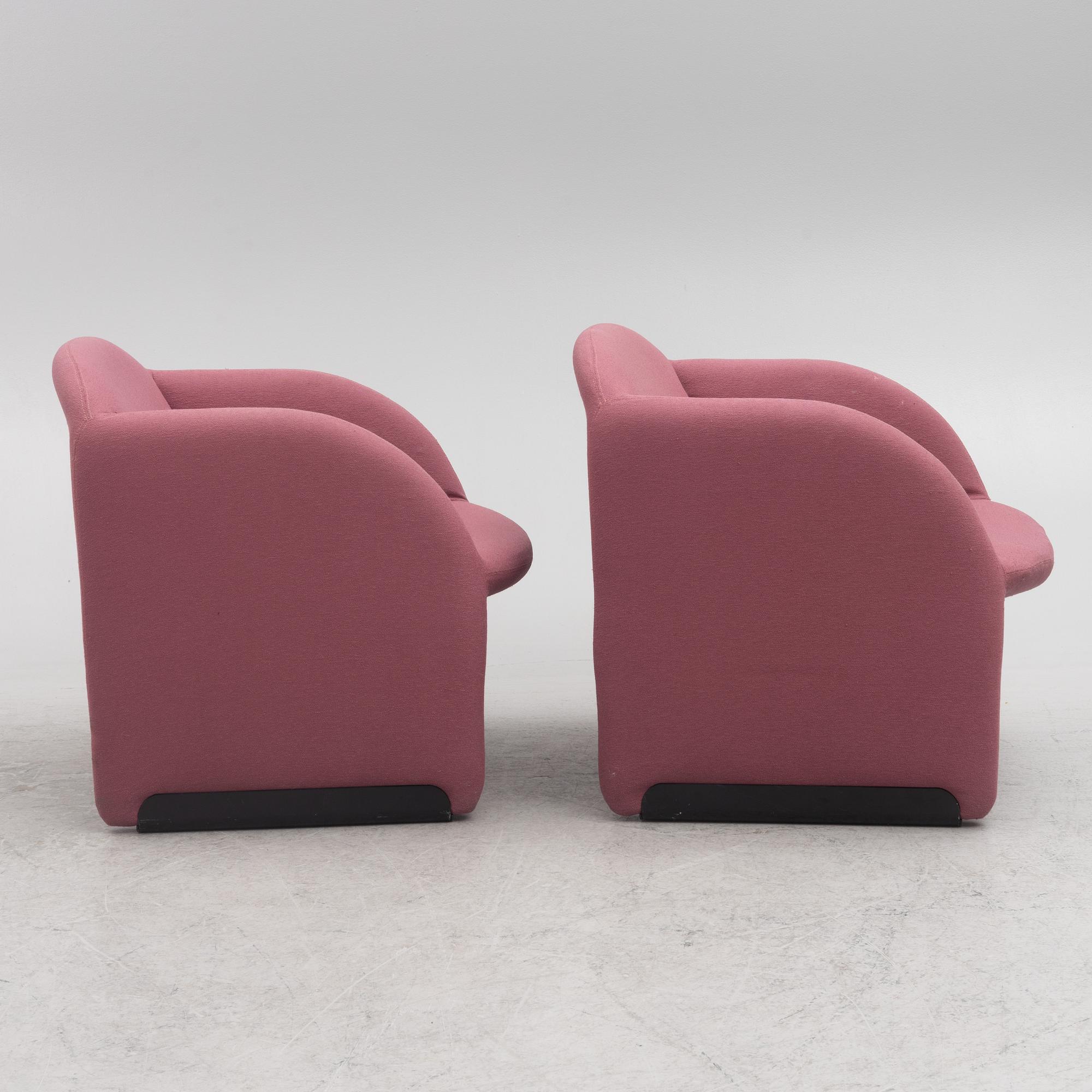 Pierre Paulin, a pair of "Ben" armchairs for Artifort, France, later part of the 20th century.