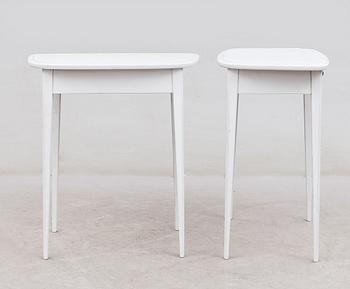 SÄNGBORD, 1 par, 1900-talets mitt.