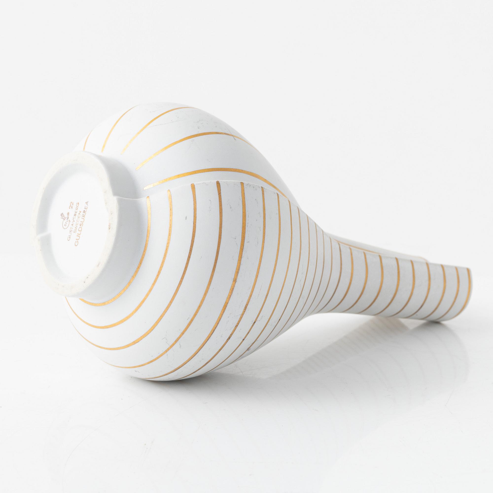 Wilhelm Kåge, a 'Guldsurrea' stoneware vase, Gustavsbergs studio.
