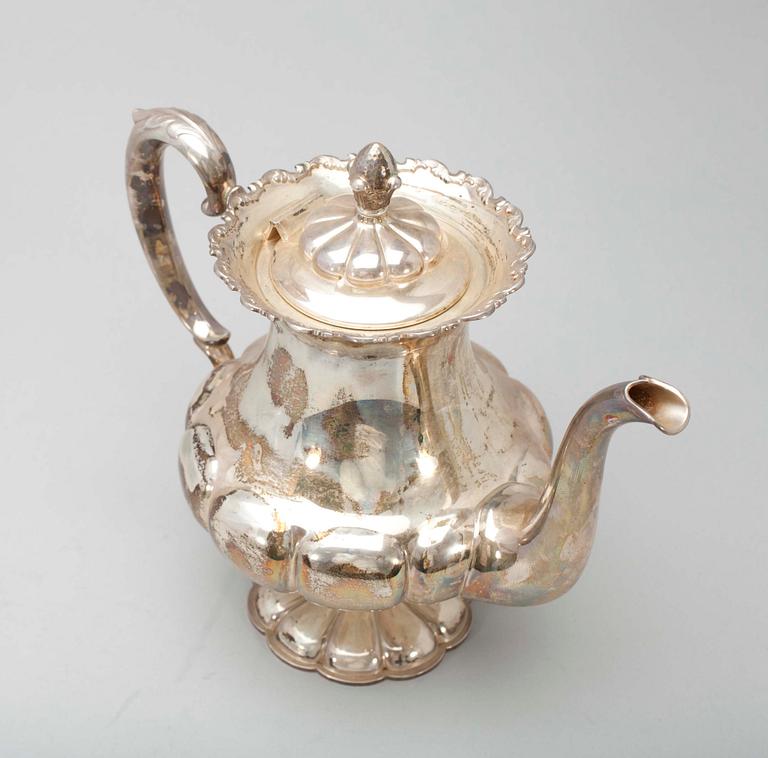 KAFFESERVIS, 3 delar, silver, Auran Kultaseppä, Åbo 1947. Tot. vikt 1096g.