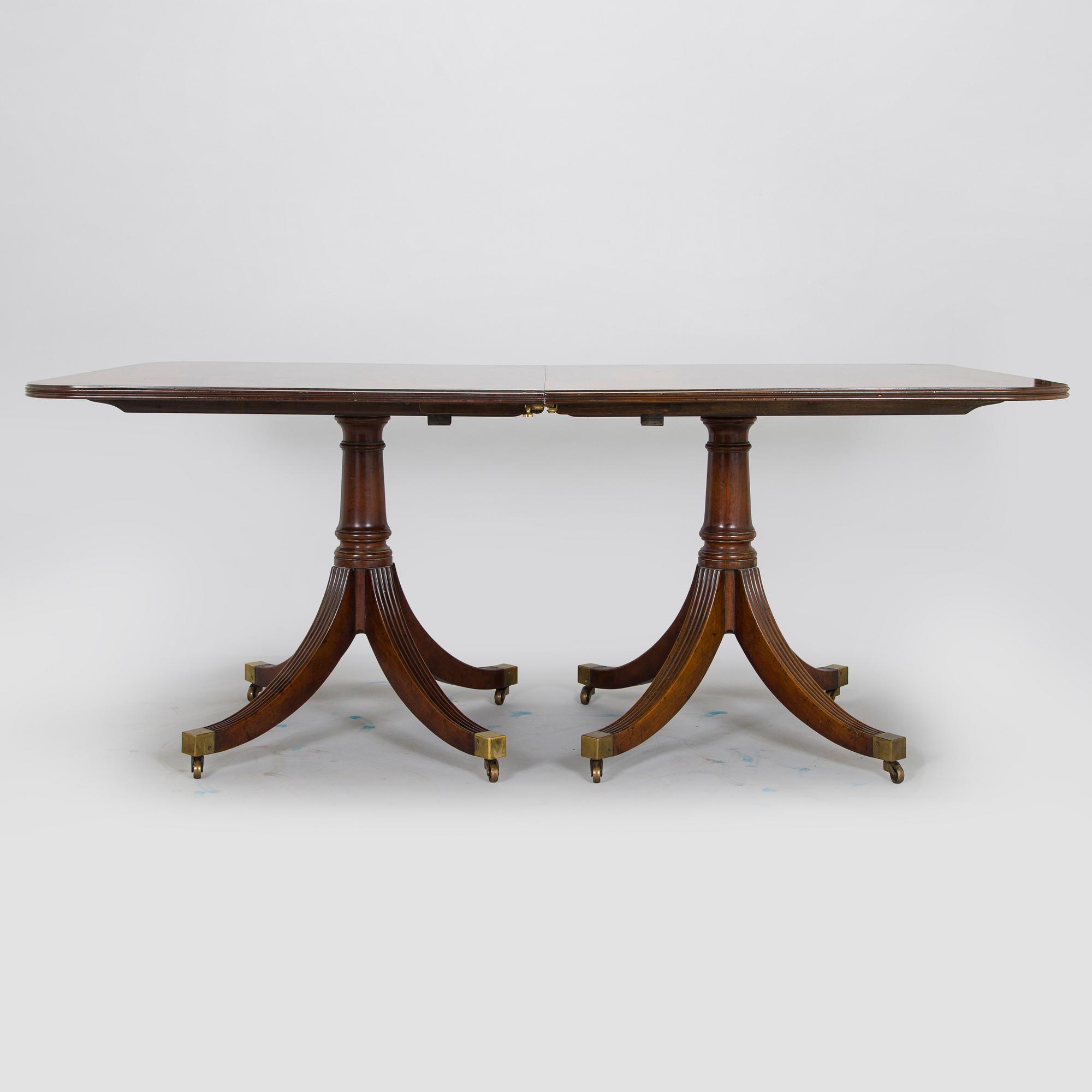 Matbord och stolar, 8 st, mahogny, regency-stil, 1900-talets slut.