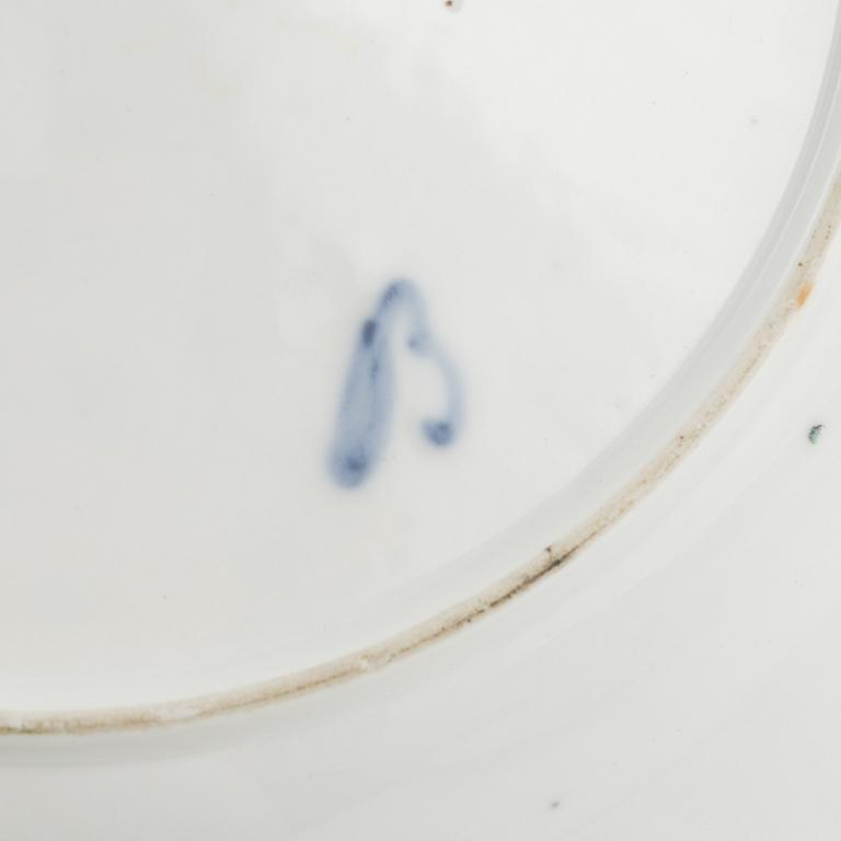 Four porcelaine dishes, 1800's, marked #B".