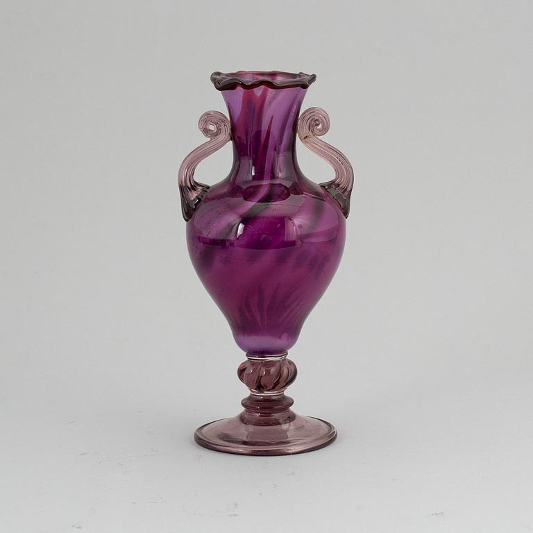 Simon Gate, & Knut Bergqvist, Heinrich Wollman, a purple graal glass vase, Orrefors Sweden 1917.