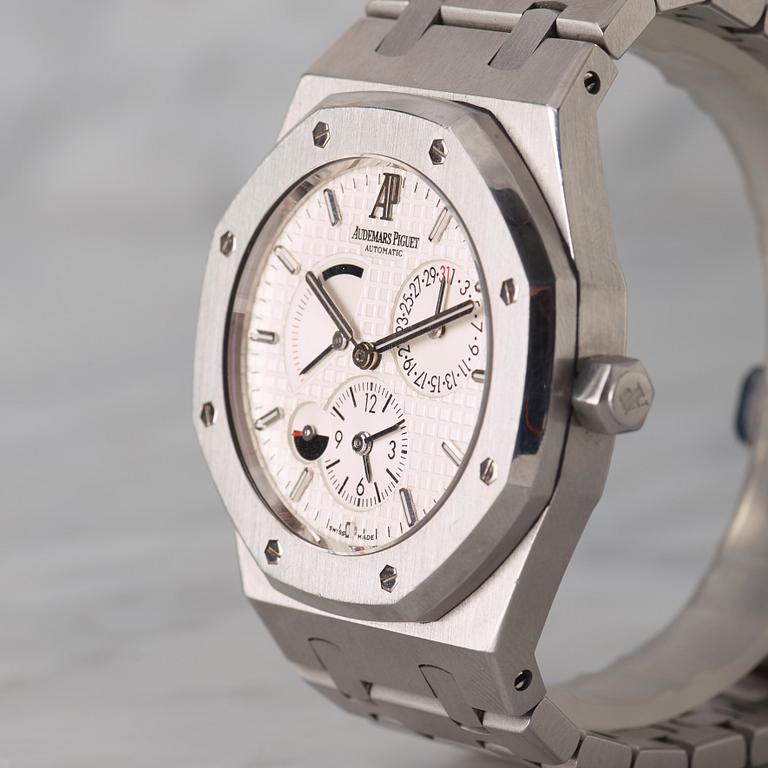 AUDEMARS PIGUET, Royal Oak Dual Time.