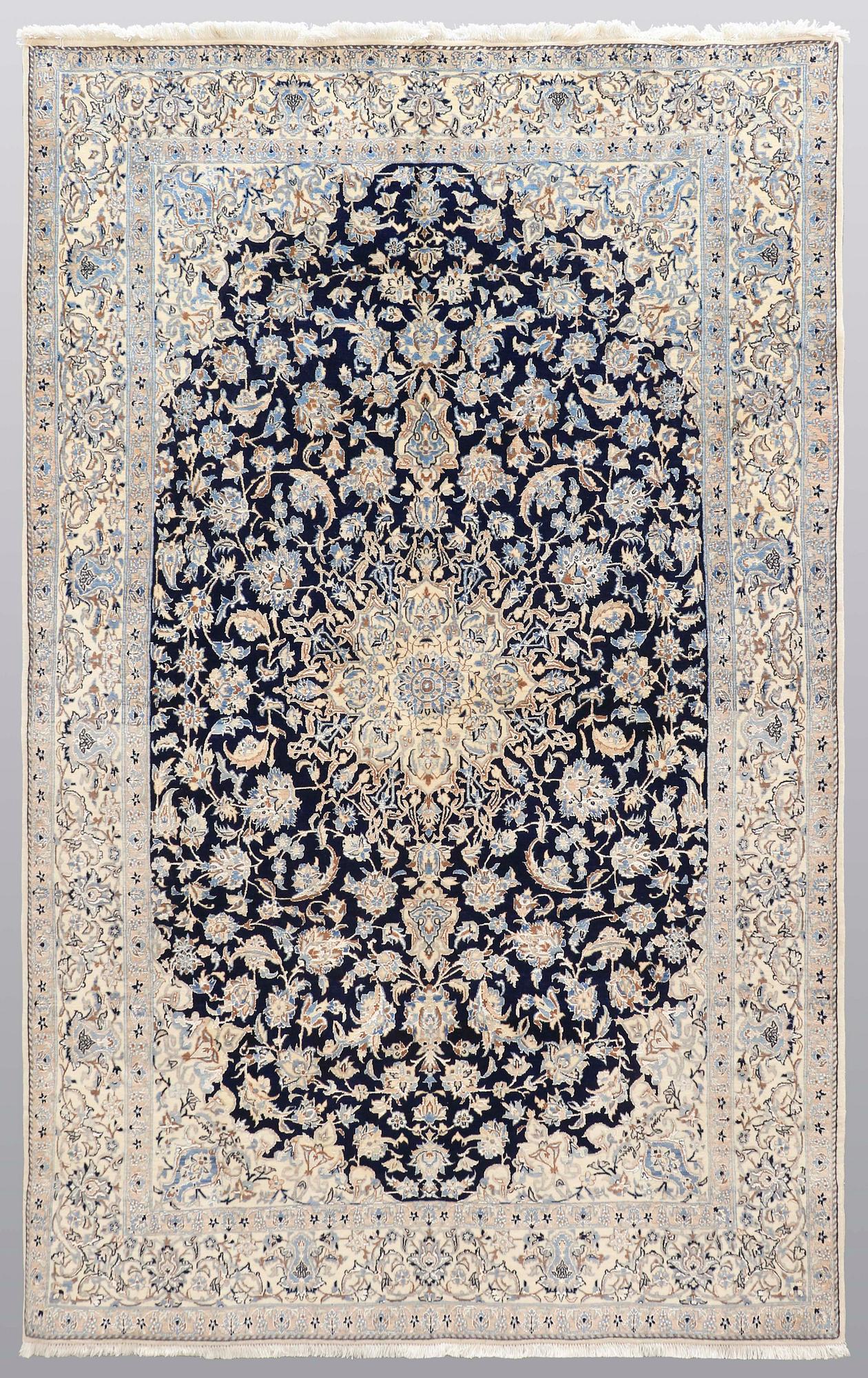 Matto, Nain part silk s.k 6LAA, ca 248 x 155 cm.