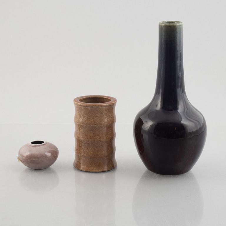 A group of Chinese porcelain, early 20th century.