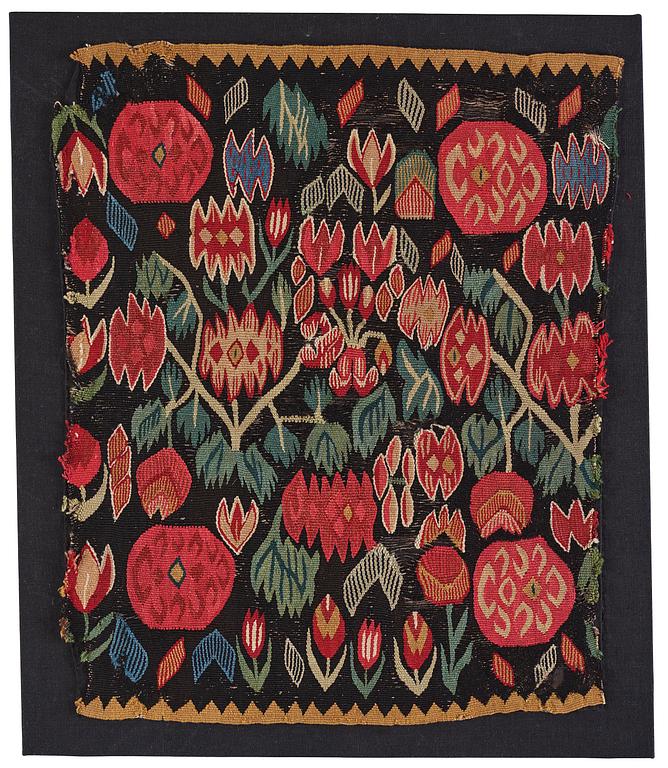 Åkdyna, "Blomstermosaik", flamskväv, ca 61 x 48 cm, Skåne, omkring år 1800.