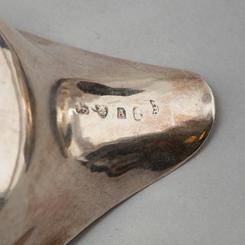 4 silver pap boats. Among others Richard Gurney & Thomas Cook London 1752.