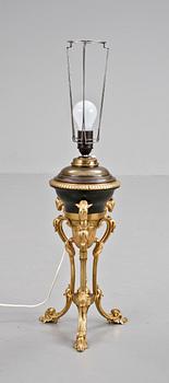 BORDSLAMPA, nyrenässans, 1800-talets andra hälft.