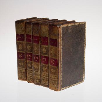 BOK, 5 volymer, "Annales de C. Corn. Tacite, Nouvelle traduction", de l'Iprimerie des Frères Mame, Paris 1808.