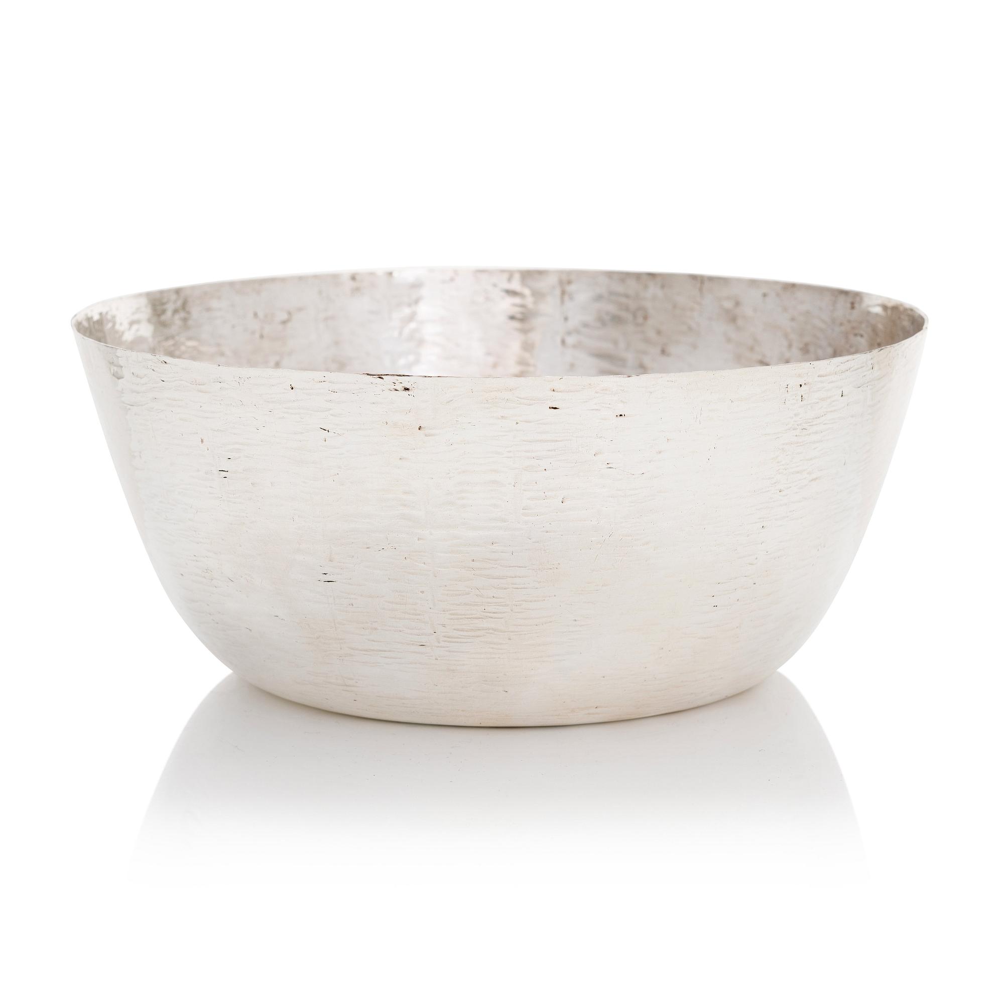 Tapio Wirkkala, Skål, sterlingsilver, stämplad TW, Kultakeskus, Tavastehus 1972.