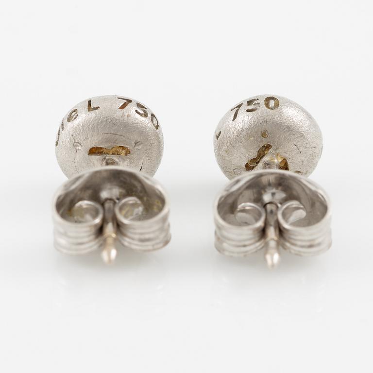 Ole Lynggaard a pair of "Bubbles" earrings in 18K white gold with tourmalines.