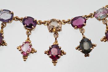 A GEMSTONE COLLIER.
