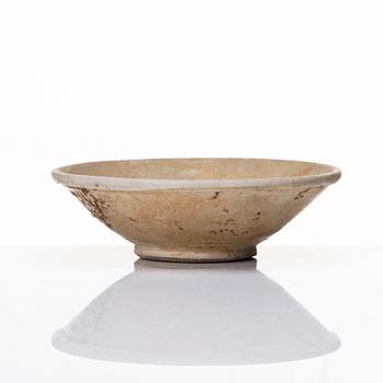 A ceramic bowl, Song dynasty (960-1279).
