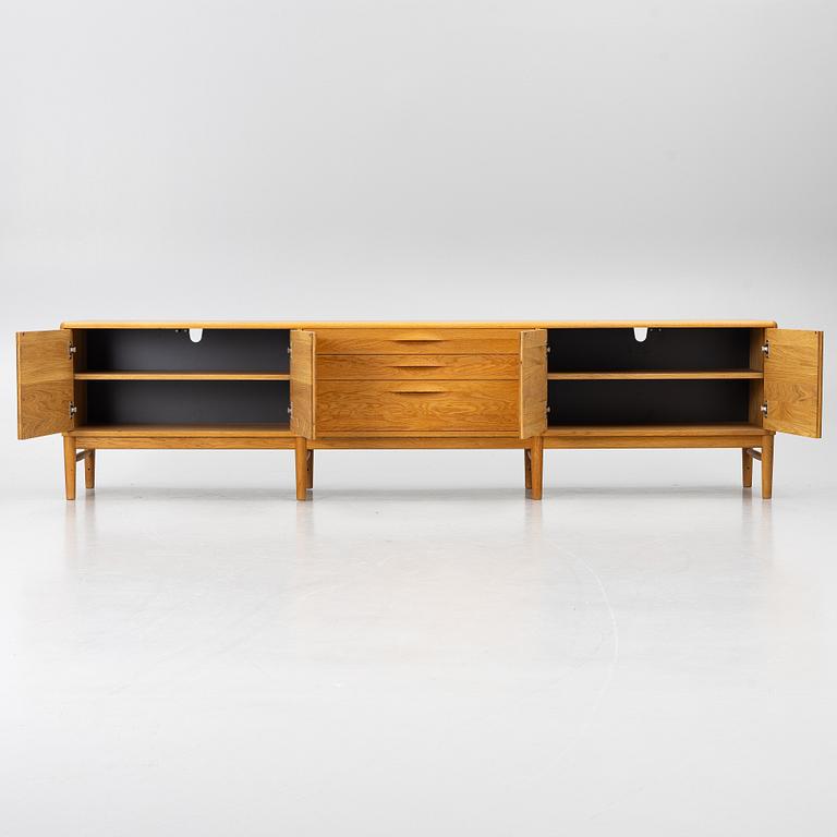 Sideboard, Norrgavel, 2000-tal.