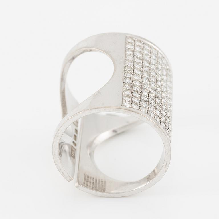 Sigurd Persson, Wolfgang, Gessl, 18K white gold with brilliant-cut diamonds.