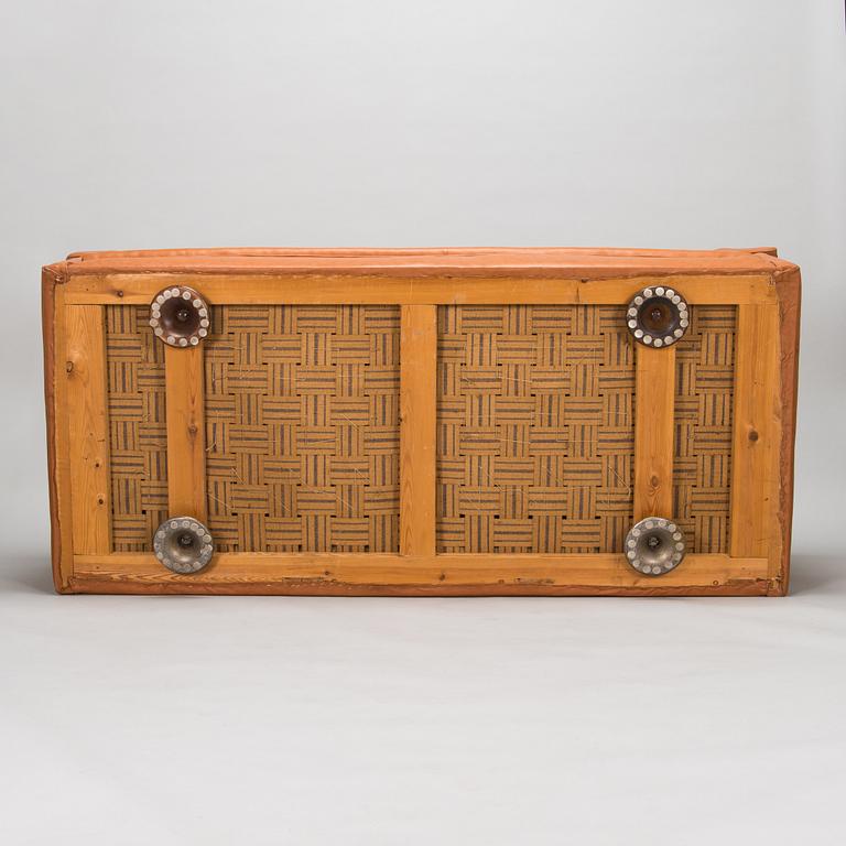 Ilmari Tapiovaara, soffa och fåtölj, "Ambassadeur" för Lukkiseppo 1960-tal.