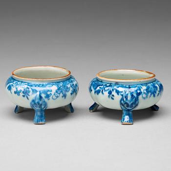 A pair of blue and white salts, Qing dynasty, Qianlong (1736-95).