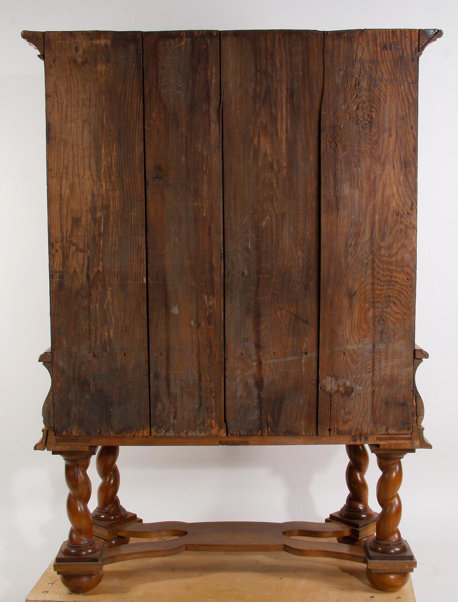 SKÅP, barock/barockstil. Delvis 1700-tal.