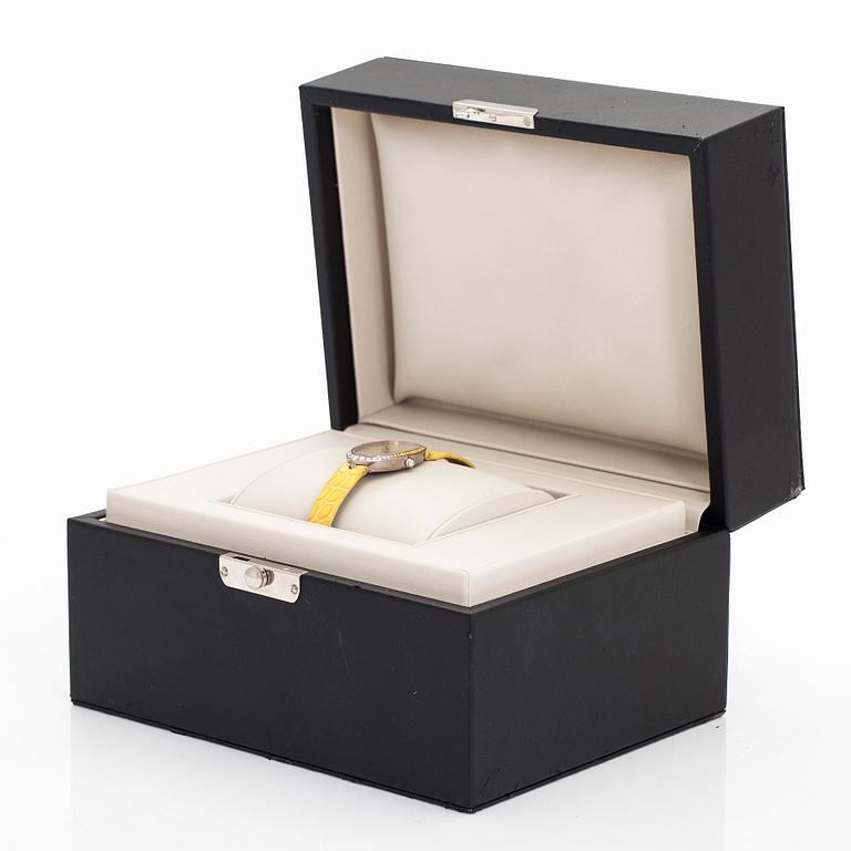 Tiffany & Co, Cocktail, rannekello, 21 x 34 mm.