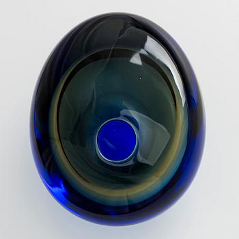 Timo Sarpaneva, a 'Black bird' glass sculpture signed Timo Sarpaneva 1997. Nuutajärvi glass factory.