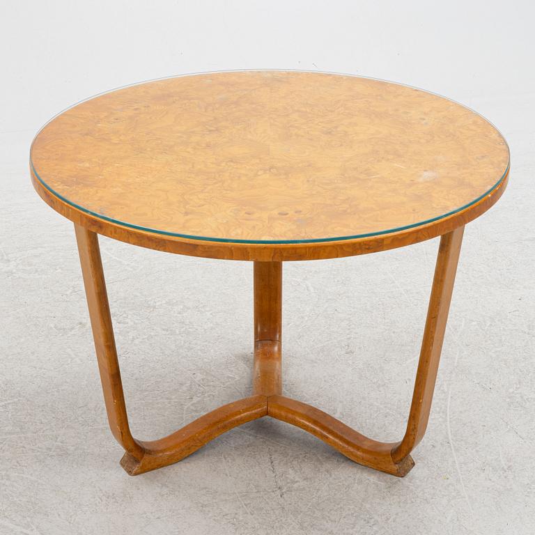 Coffee table, first half of the 20th century.