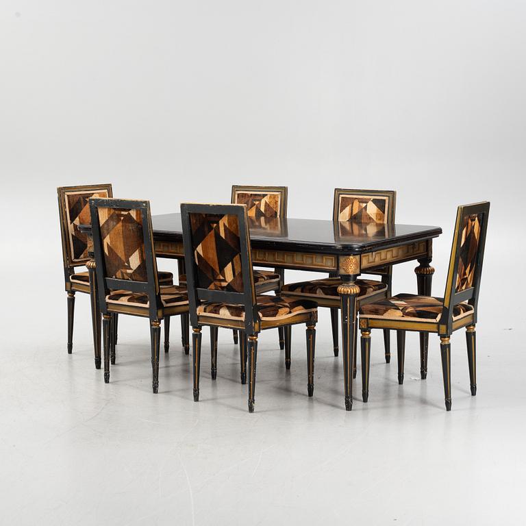Dining table and 6 chairs, Louis XVI style. Early 20th century.
