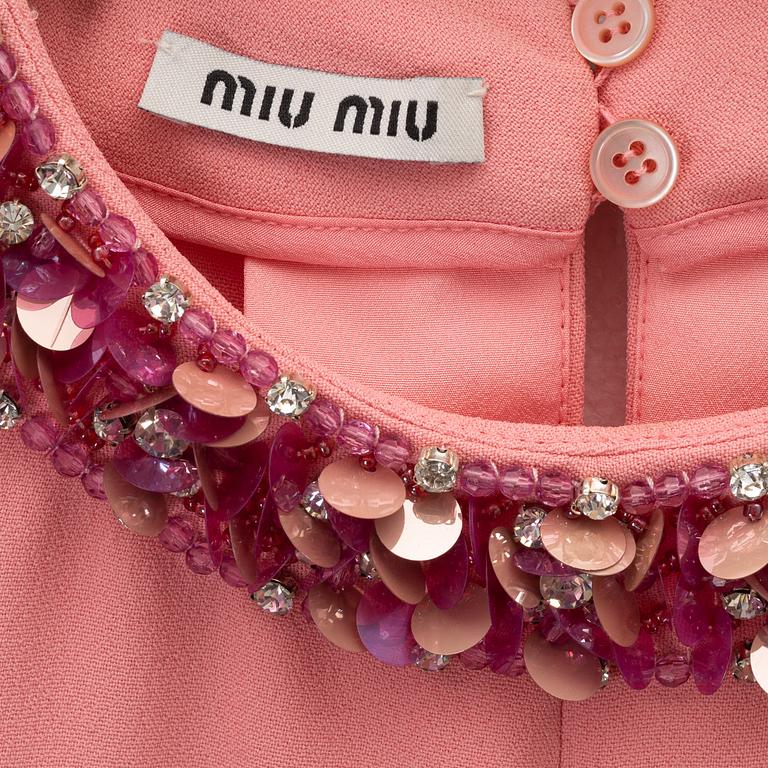 Miu Miu, top, size 40.