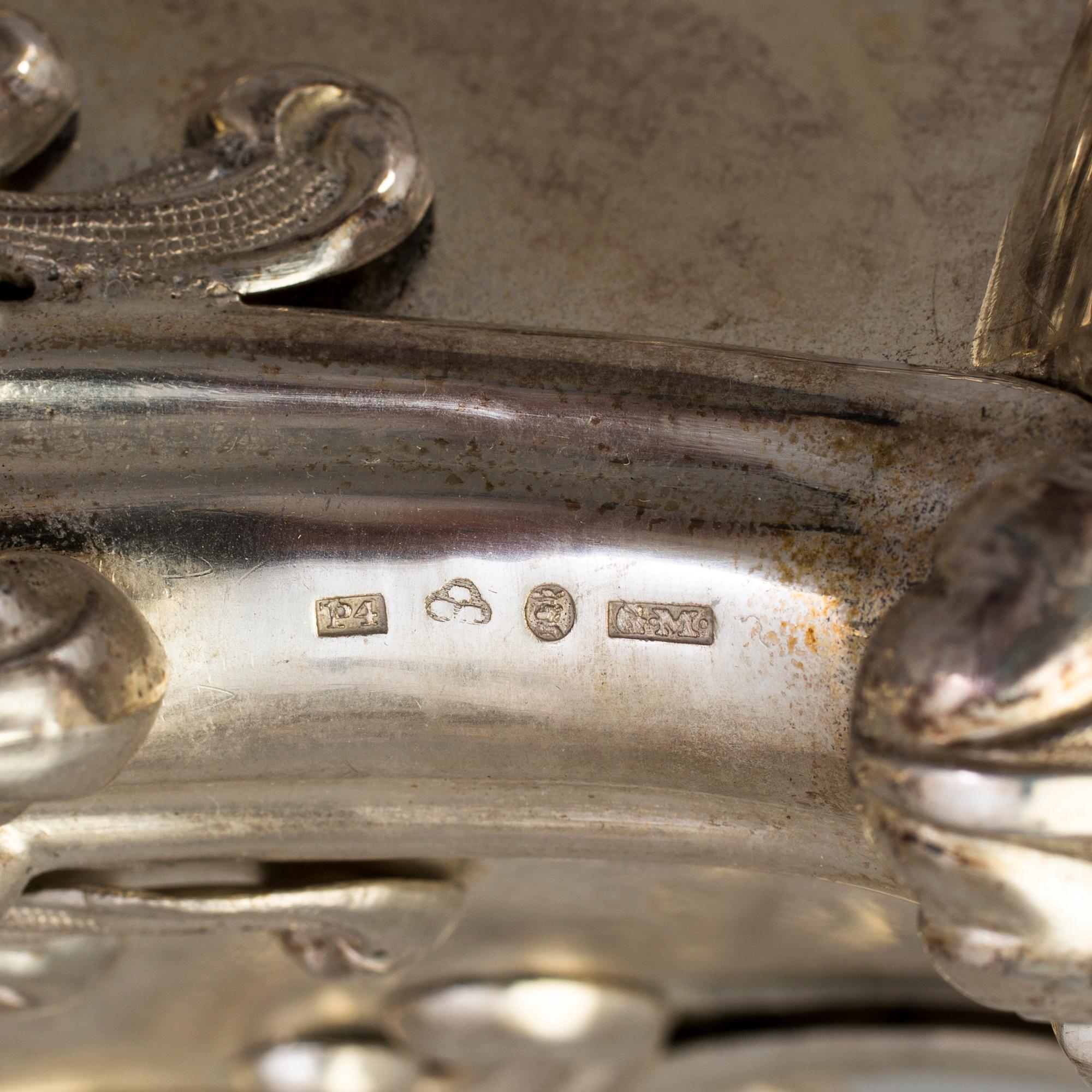 GUSTAF MÖLLENBORG, Stockholm, 1845, kandelabrar, ett par, silver, nyrokoko. Total vikt ca 5920 gram.