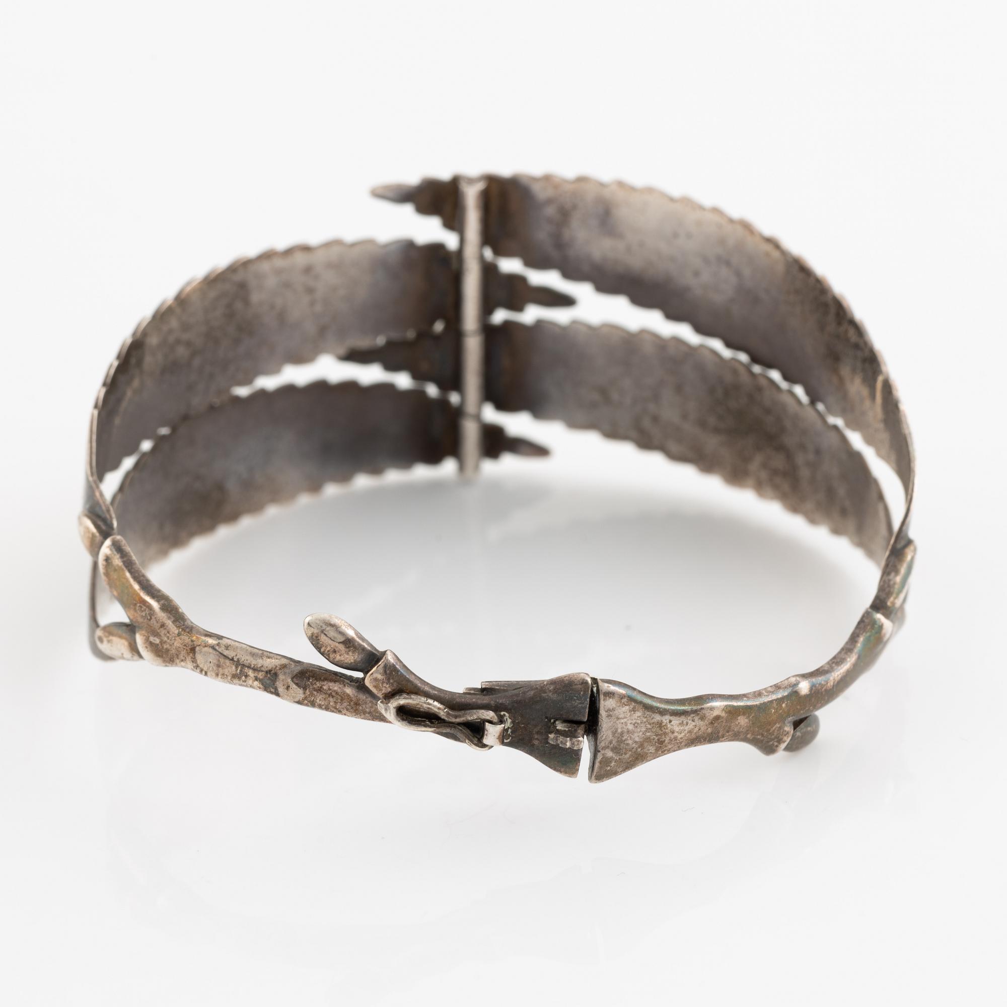 Gertrud Engel, armring, silver, Anton Michelsen, Danmark.