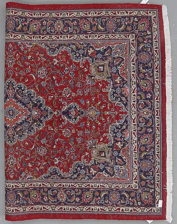 MATTA, sannolikt Mashad. Ca 294x201 cm.