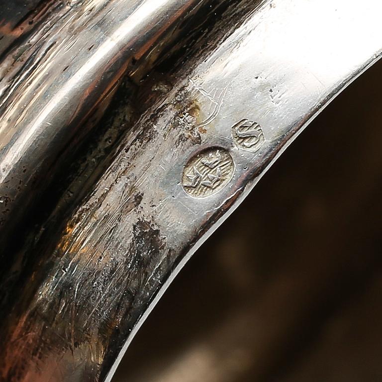 SOCKERSTRÖARE, silver, svenska importstämplar, 1900-talets första hälft. Vikt ca 241 gram.