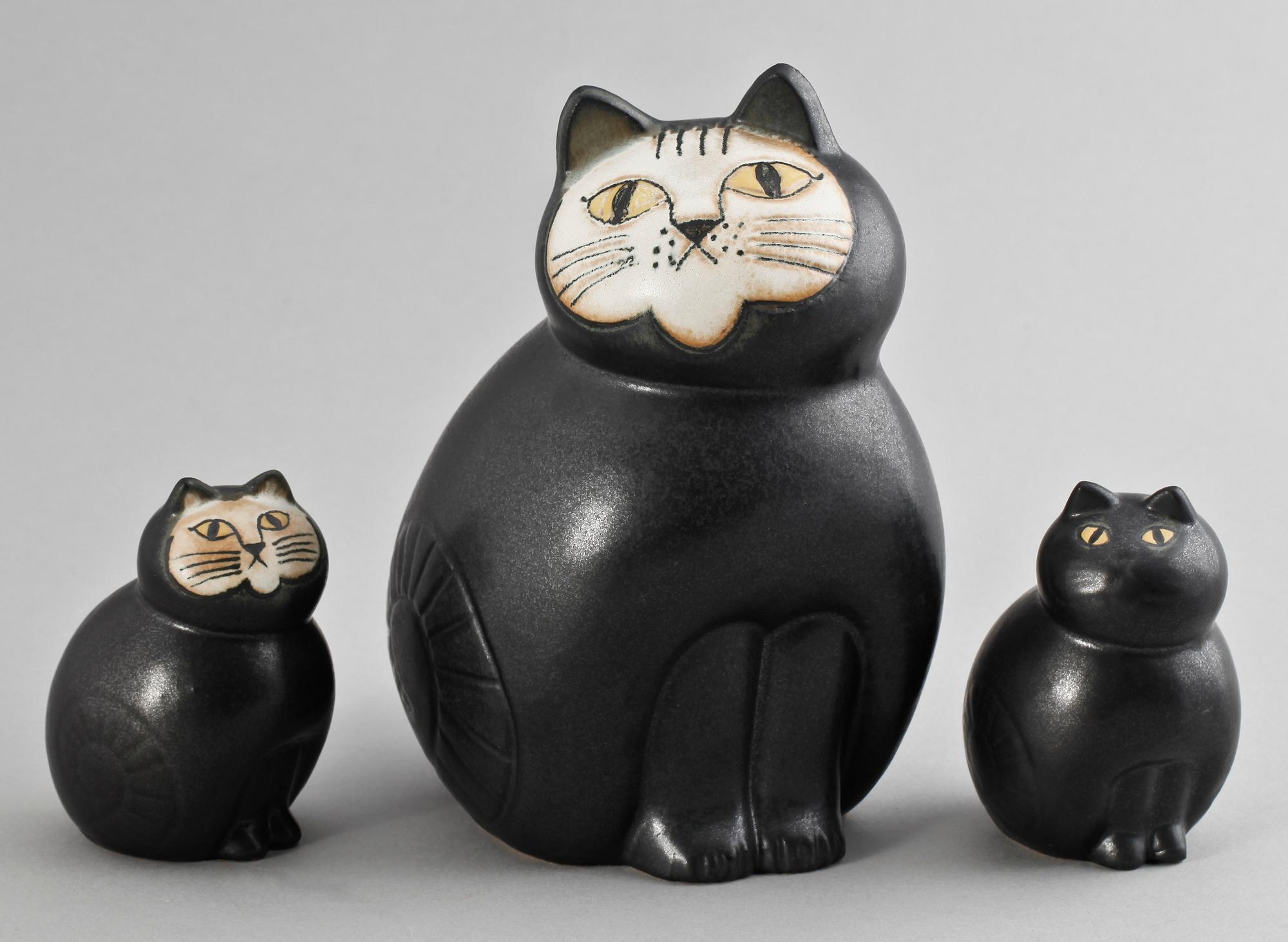 FIGURIN, 3 st, stengods, Lisa Larson, Gustavsberg.