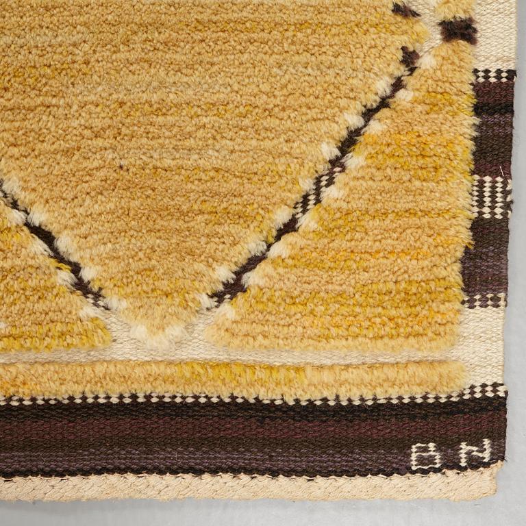 Barbro Nilsson, A CARPET, "Guldklimpen", knotted pile in relief, ca 332,5 x 259,5 cm, signed AB MMF BN.