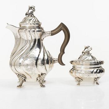 C.G. Hallberg, Kaffekanna samt sockerskål, silver, rokokostil, Stockholm 1941.
