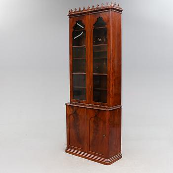 BOKSKÅP, 1800-talets mitt.