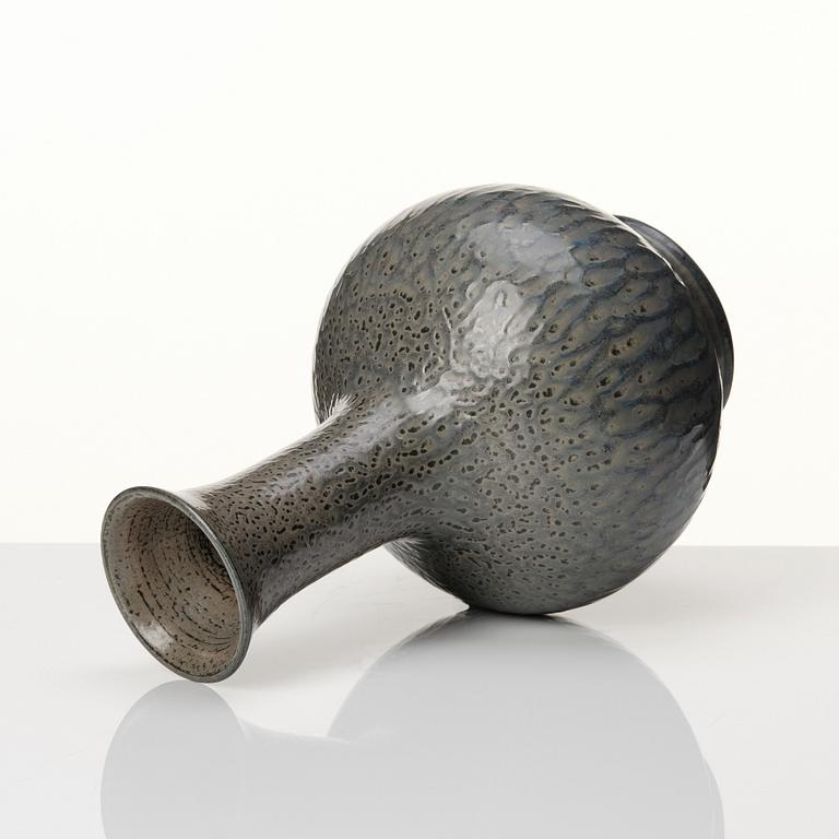 Frans August Hallin, a unique stoneware vase, Bing & Grøndahl, Denmark, early 20th century.