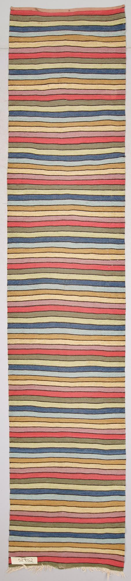 MATTA, galleri, 1900-talets andra hälft. Ca 400 x 85 cm.