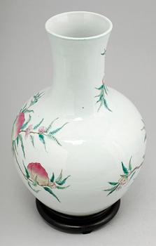 VAS, porslin, Kina, 1800-/1900-tal.