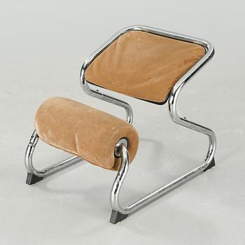 A "Balans Active Jr"  stool, designed by Svein Gusrud for Håga, model designed 1979.