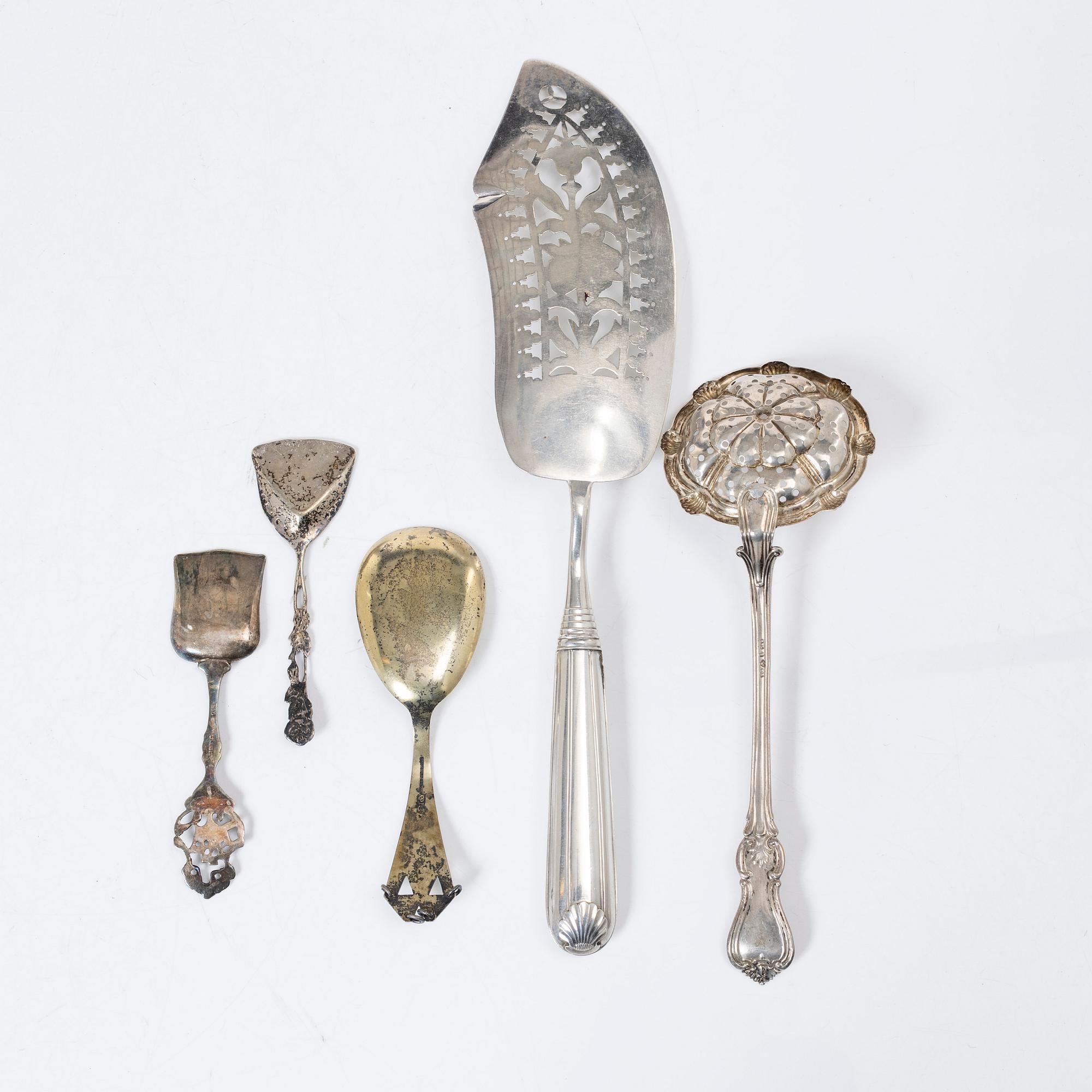 Serveringsbestick, 5 st, silver, bl a Johan Illberg, Viborg 1844.