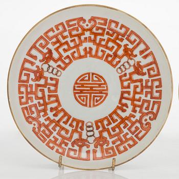 Tallrikar, 2 + 2 st, porslin, Kina, Qingdynastin, 1900-tal.