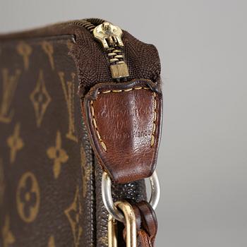 VÄSKA, "Pochette", Louis Vuitton.